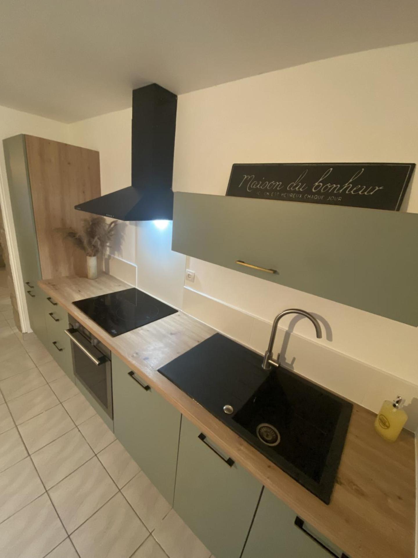 Appartement Tout Equipe 2 Chambres + Jardin Saix  Extérieur photo